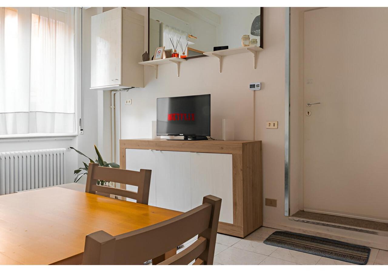 Free Parking - 5 Min By Walk From City Center Como Ngoại thất bức ảnh