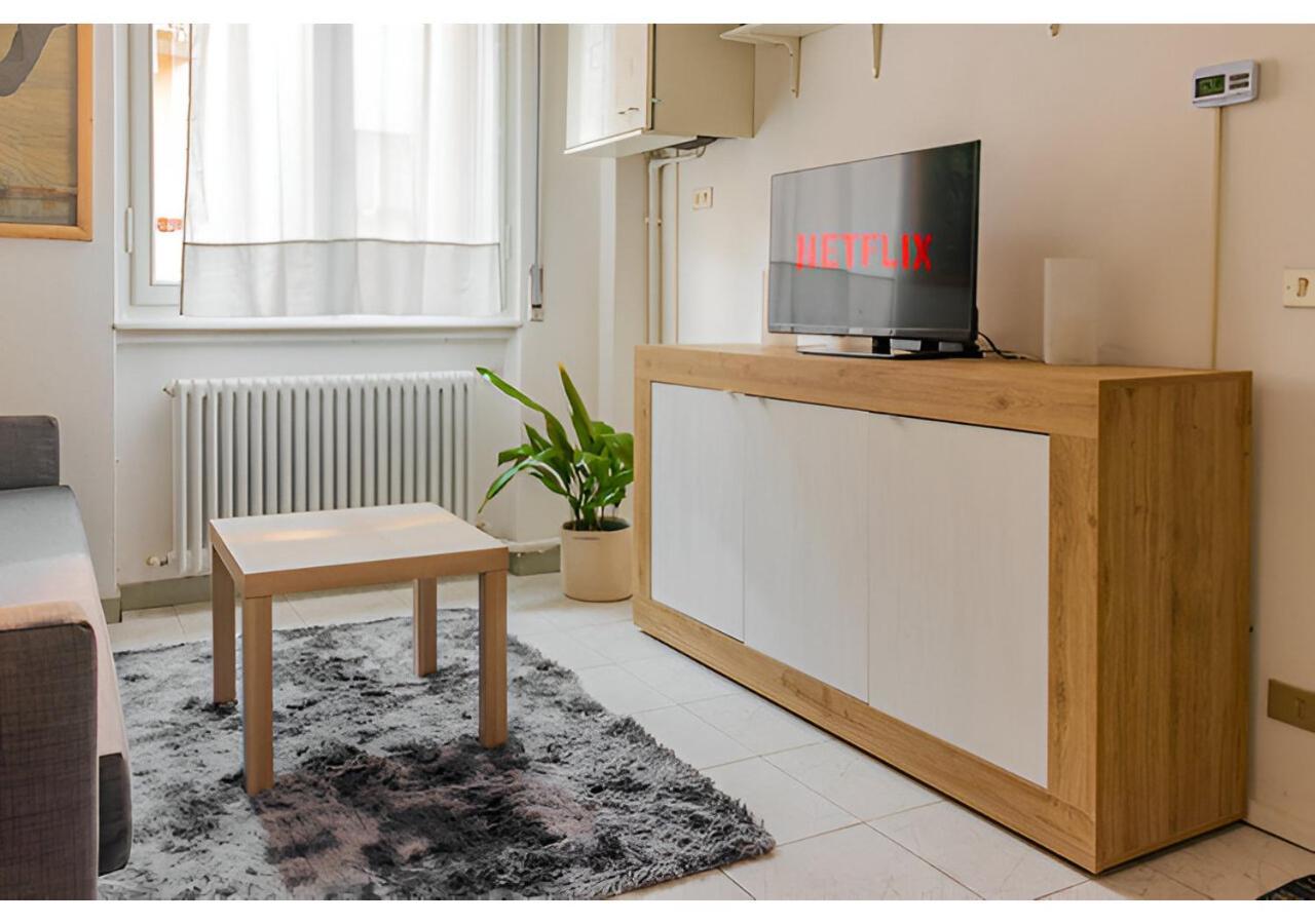 Free Parking - 5 Min By Walk From City Center Como Ngoại thất bức ảnh